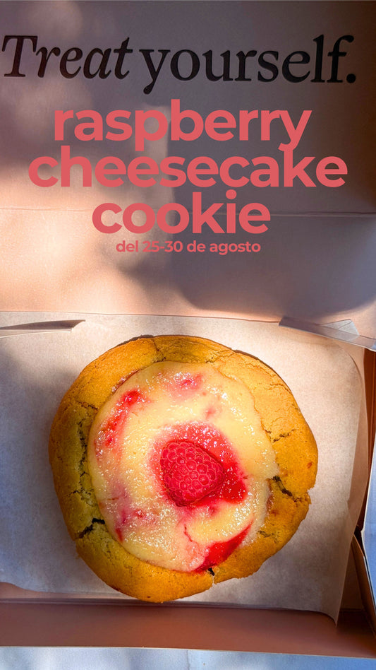 Raspberry cheesecake cookie