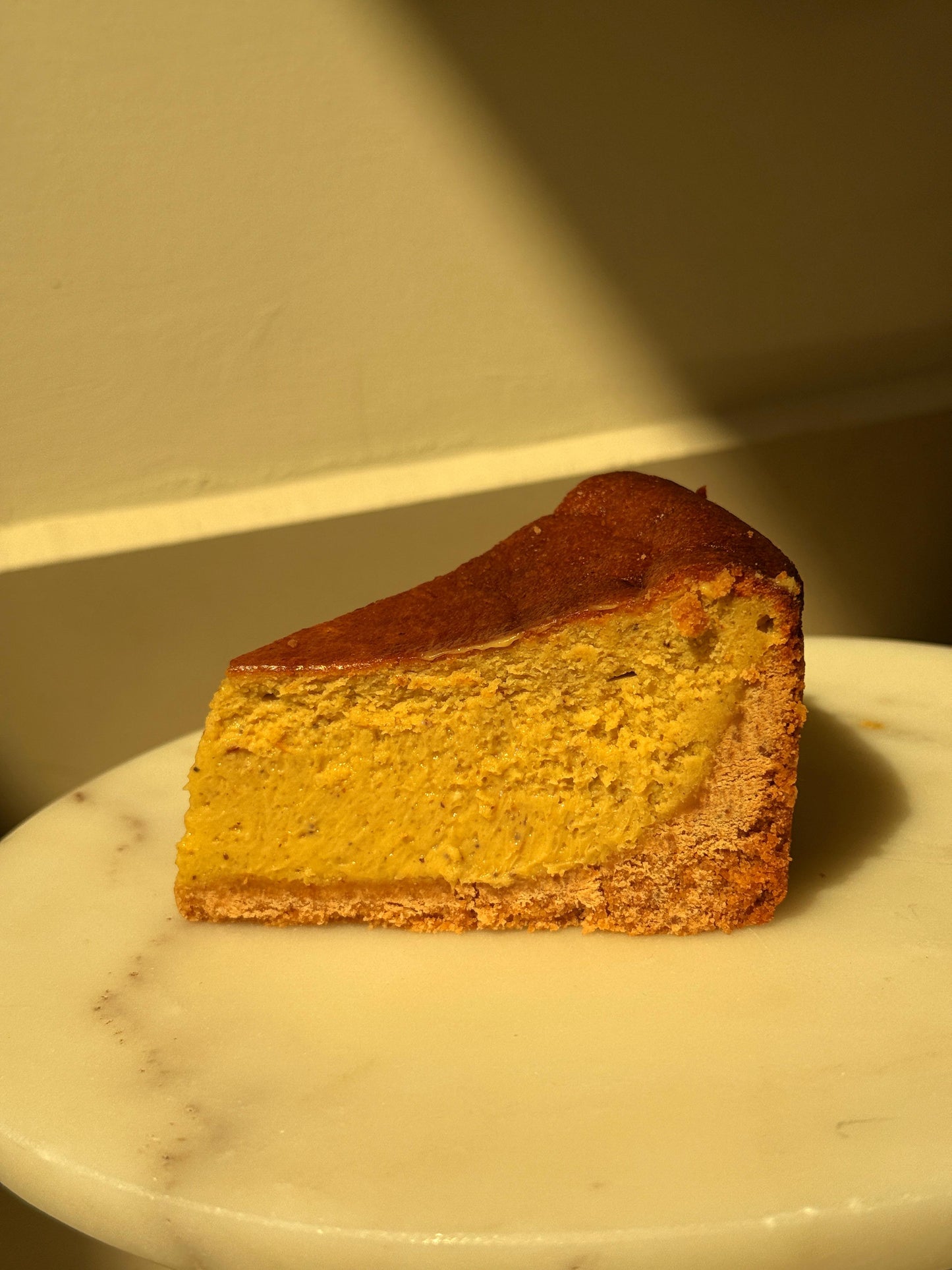 Porcion Pistachio Kataifi Cheesecake